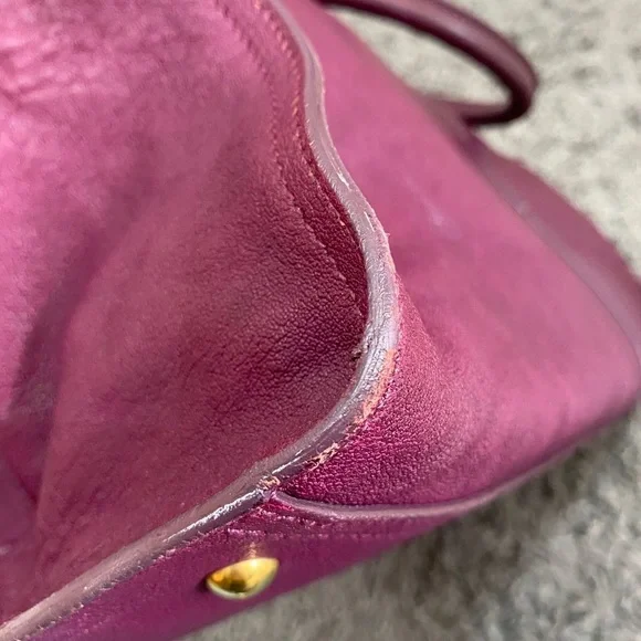 Yves Saint Laurent Chyc Tote Bag - Picture 6 of 14